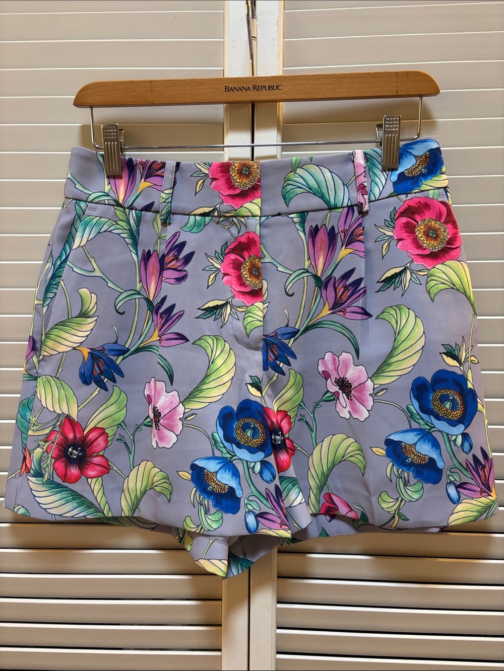 Ann Taylor Lavender Floral Short Skort - Multicolor Blooms